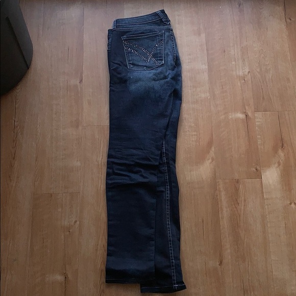 🌲 2 for $50! William Rast Skinny’s! - Picture 1 of 5